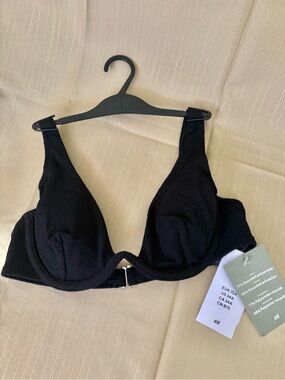 H&M Black Textured Front-Clasp Bikini Top